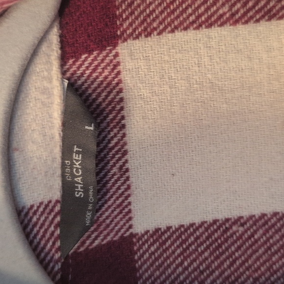 Ladies Traditional Plaid Shaket - Picture 5 of 5